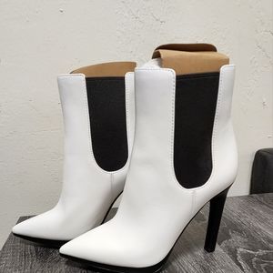 New Michael Kors  booties